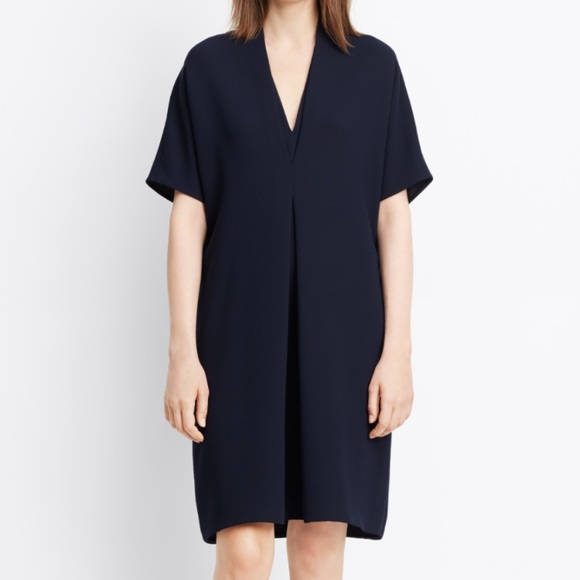 Vince Dresses & Skirts - Vince Crepe Double V Elbow Sleeve Dress